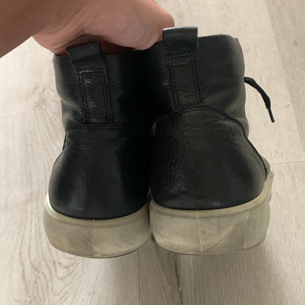 Men's Black Ecco  Danish design Leather Lace Up Sneaker‎ Boot size 43 - Picture 3 of 11